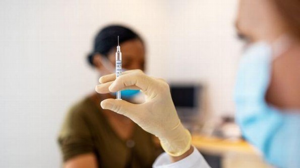 Inicia aplicación de segunda dosis a los de 30-39 en Veracruz
