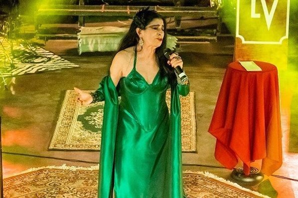Reinician las bohemias con Astrid Hadad, Los Dandys y Eric Ventura (+fotos)