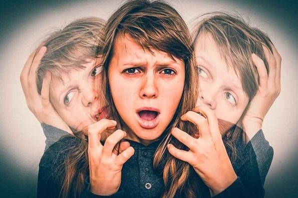 Piden estar atenta a cuadros depresivos o psicosis