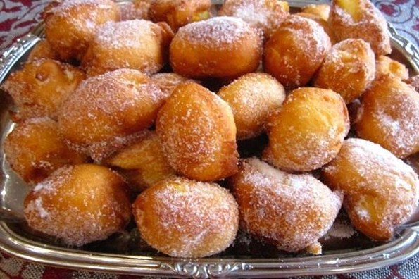 Recomiendan consumo moderado de ponche y buñuelos