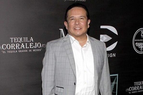 Gustavo Adolfo Infante se contagia de COVID-19 tras viaje a Cancún (+video)