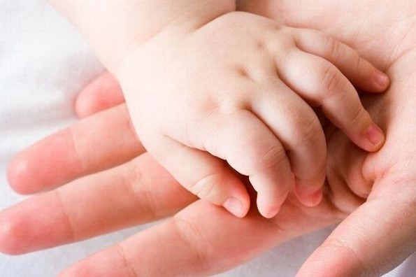 Registra a su hijo con el nombre de Lucifer ... ¡Y se la acaban en redes! 