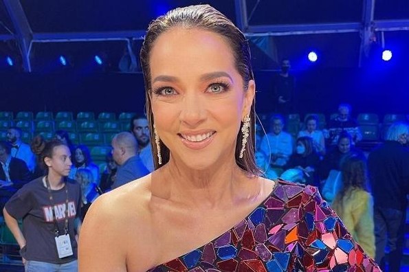 Adamari López fue hospitalizada tras contagio de COVID-19 (+video)