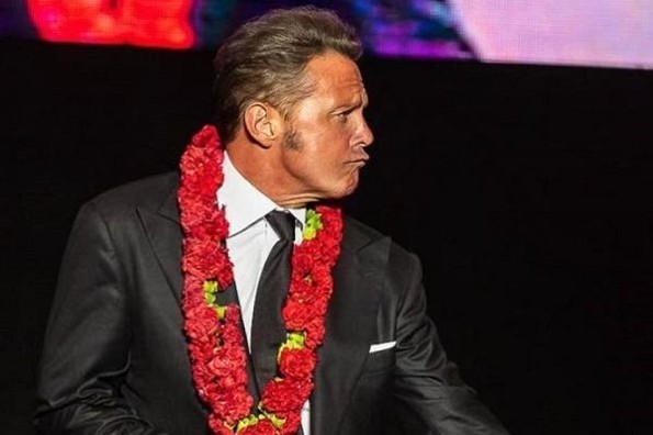 Luis Miguel, en imágenes al cumplir 40 años de carrera (+fotos)