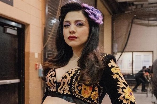 Mon Laferte revela género y nombre de su bebé