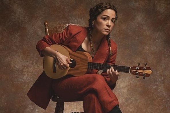 Dan por muerta a la veracruzana Natalia Lafourcade (+video)