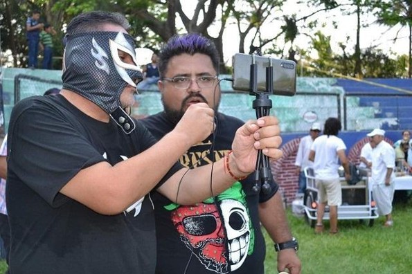 Ofrecen función de lucha libre a beneficio de 