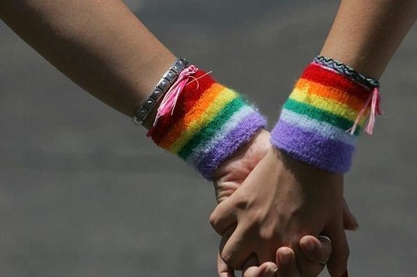 Hoy es el Día Mundial contra la Homofobia, Transfobia y Bifobia