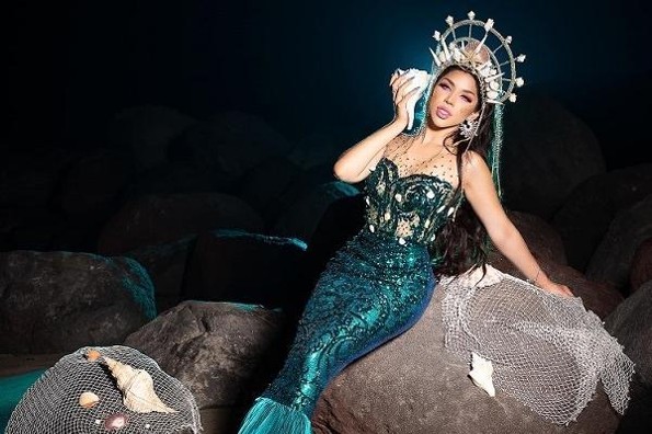 Yeri MUA, reina electa del Carnaval de Veracruz, se viste de sirena (+fotos)