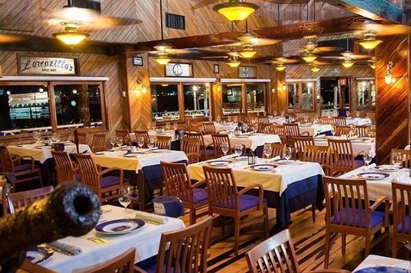 Restaurante Lorenzillo’s celebra 43 años de éxito