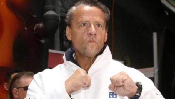 ¿Serán de karate? ¡Alfredo Adame dará cursos gratuitos! Checa aquí de que son