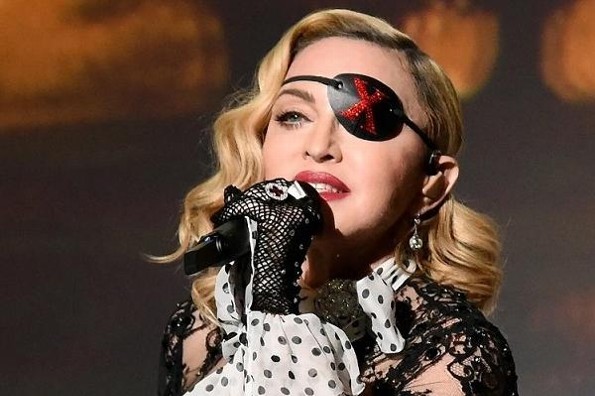 Madonna cumple 64 años y 40 décadas en la música, prepara su propia película (+videos/fotos)