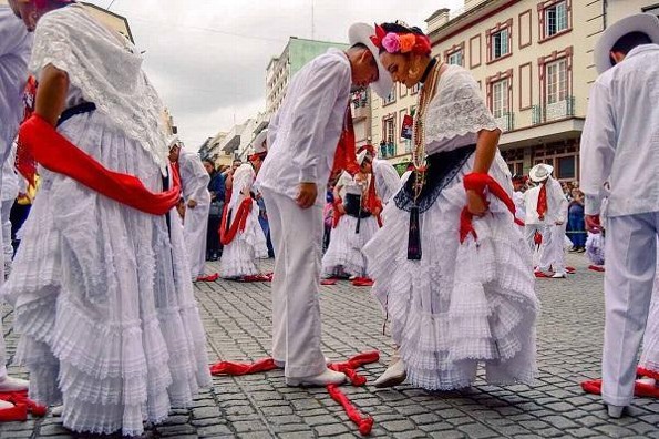 ¿Cuál es el origen de La Bamba? Es un himno en Veracruz