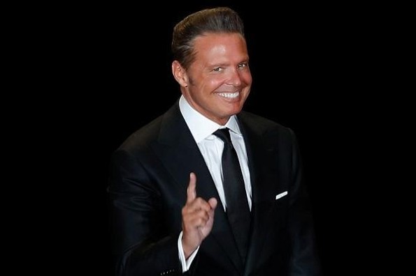 Luis Miguel regresa a los escenarios; prepara 200 conciertos para 2023