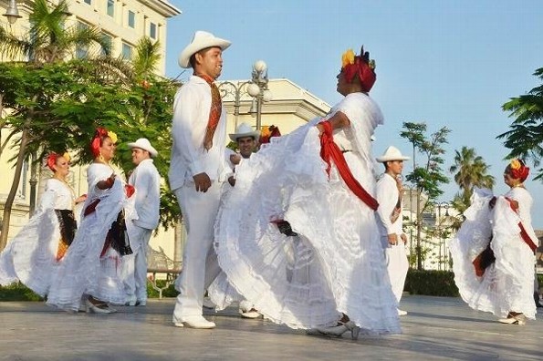 Habrá espectáculo de danza folklórica gratuito en el Teatro de la Reforma 