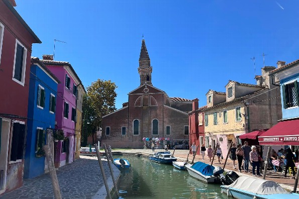 Conoce cuál es ´La ciudad de las casas coloreadas´ (+Fotos) 