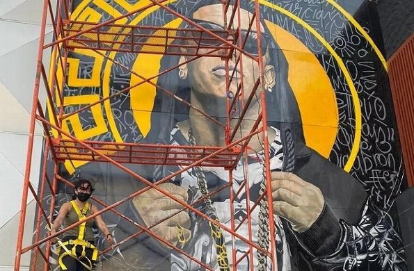 Pintan impresionante mural en honor a Daddy Yankee en antro de Veracruz (+fotos)