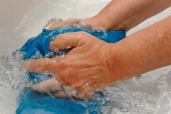 ¡Se pasan! CFE pide lavar ropa a mano para no gastar luz (+foto)