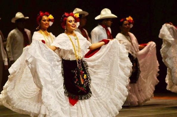 Ballet Folklórico de la UCC abrirá la gala final de Miss Earth Veracruz 2023