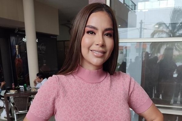 Itzel Cárdenas, preparada para ganar o perder la corona de Reina del Carnaval de Veracruz 