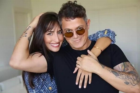 ¡Ya salió el peine! Aseguran que Alejandro Sanz y su novia terminaron 