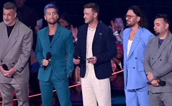 NSYNC reaparecen en los MTV VMA para entregar premio a Taylor Swift (+fotos)