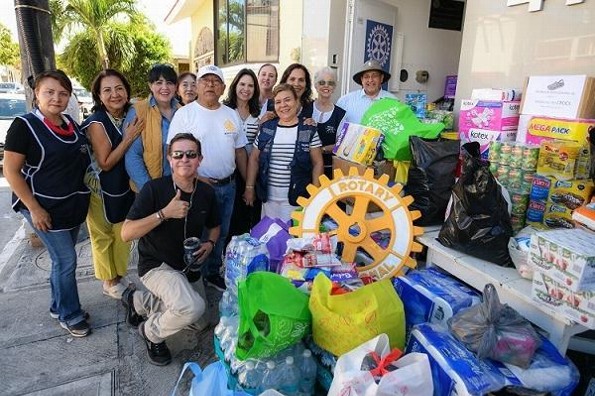 Grupo Pazos entrega víveres recolectados para damnificados de Acapulco 