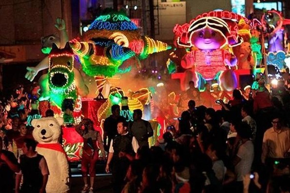 Anuncian papaqui navideño en Veracruz; habrá carros alegóricos