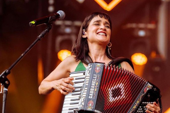 Julieta Venegas anuncia concierto gratis en Zócalo de la CDMX Julieta Venegas anuncia concierto gratis en Zócalo de la CDMX