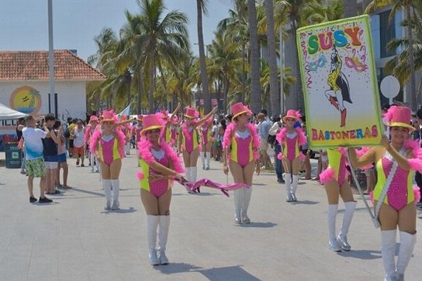 Concurrida y exitosa rumbata de Carnaval  de Veracruz 2024 en Semana Santa (+fotos)