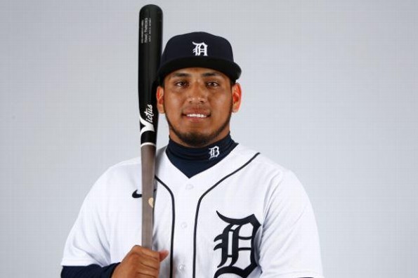 El Explosivo Arranque del mexicano Isaac Paredes en la Temporada 2024 de la MLB