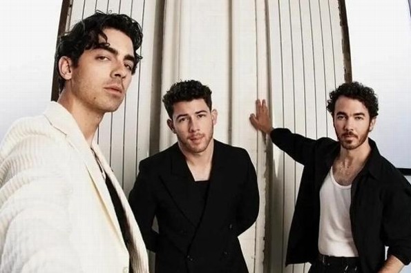 Jonas Brothers pospone conciertos en México ¡Hay problemas de salud!