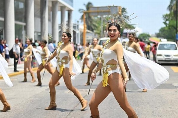 Este domingo, gran papaqui de Carnaval en Veracruz 2024