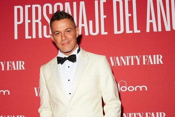 Alejandro Sanz recibe el Premio Personaje del Año 2024 (+fotos/video)