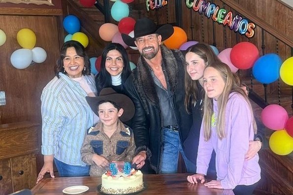 ¡Que se escuchen las Mañanitas! Gabriel Soto celebró su cumpleaños 