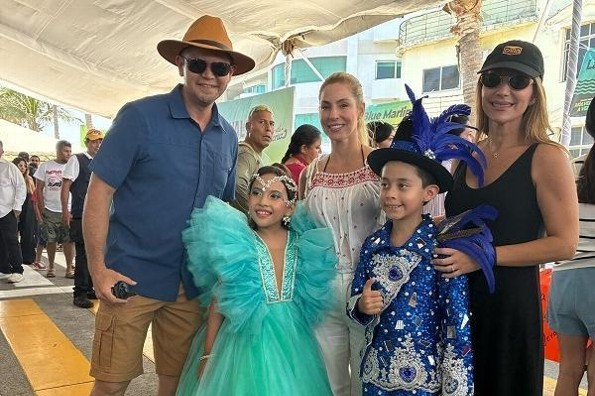 Presentan a los Reyes Infantiles del Carnaval de Veracruz 2025 (+fotos)