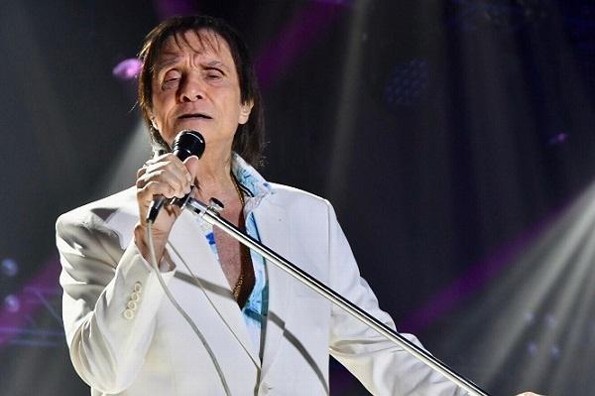Roberto Carlos convierte el WTC Veracruz en un templo de la música romántica (+fotos)