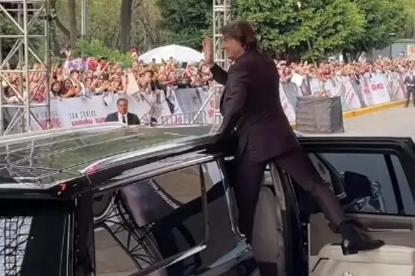 Así fue la espectacular llegada de Tom Cruise a la premier de su película en CDMX 