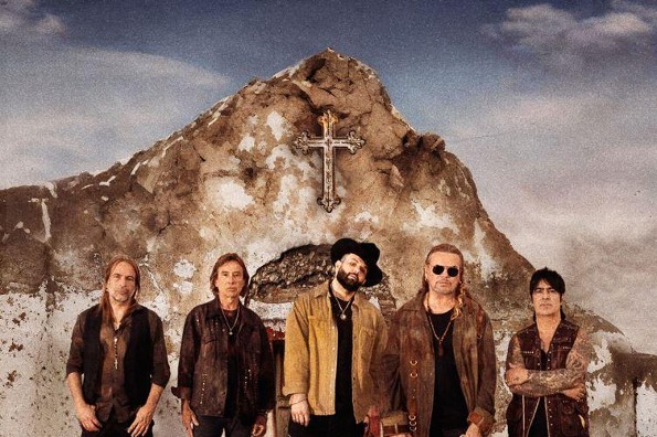 Maná y Carín León en la nueva versión de ´Vivir sin aire´