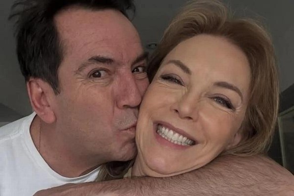 Laura Flores confirma que Lalo Salazar la cortó (+foto)