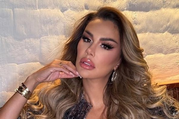 Ninel Conde responde a críticas por sus cirugías estéticas: ¡Nunca es suficiente!