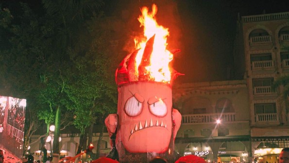 ¿Sabes por qué el carnaval de Veracruz inicia con la quema del mal humor? ¡Aquí te lo decimos!