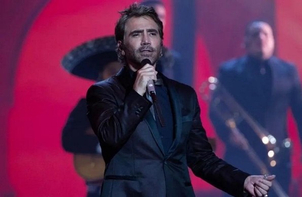 Alejandro Fernández donará a damnificados en Texas las ganancias de conciertos en EU 
