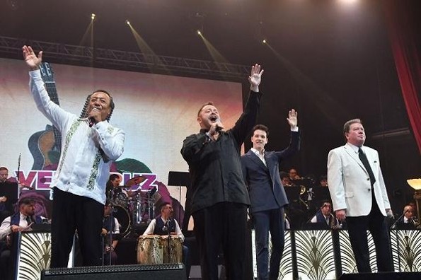 Espectacular gala artística de bolero en el Teatro de la Reforma de Veracruz (+fotos)