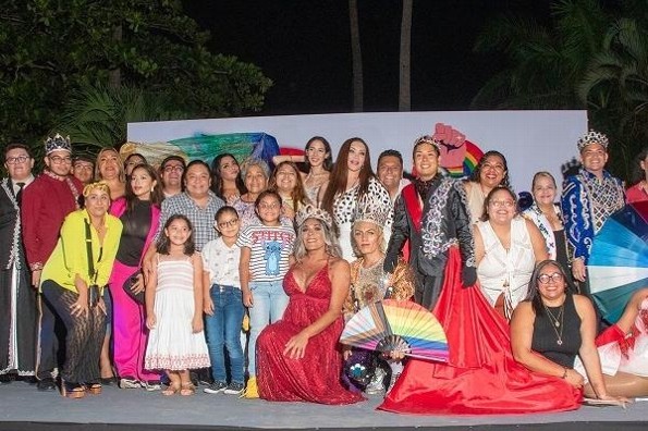 Coronan a los reyes de la 14va Marcha LGBTIQ+ Veracruz/Boca del Río