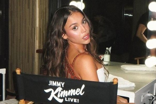 Danna, primera popstar mexicana en presentarse en Jimmy Kimmel Live!  