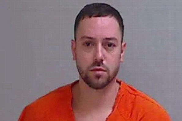 Por segunda vez arrestan al cantante Pee Wee por conducir en estado de ebriedad