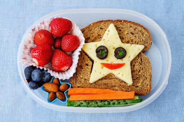 "Alimenta su cerebro y cuerpo: La dieta ideal para el regreso a clases" 