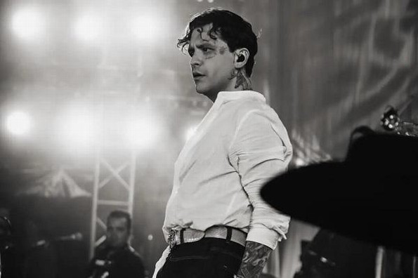 Feministas se unen y exigen cancelar concierto de Christian Nodal en Morelia