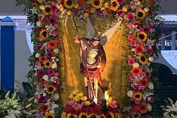Puente Jula, Veracruz, lugar de exorcismos, celebra a San Miguel Arcángel